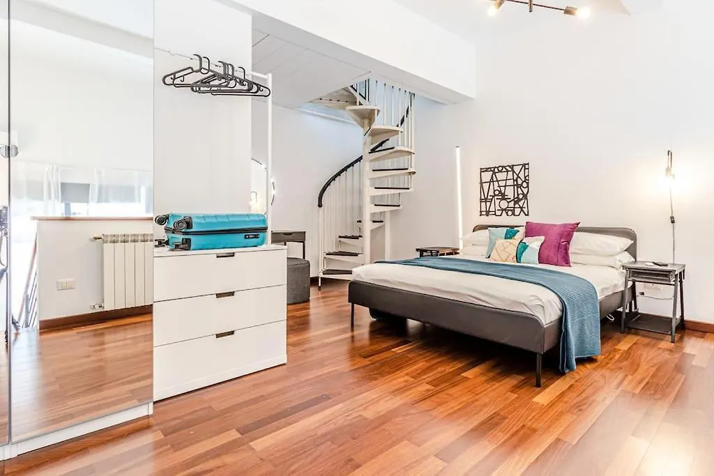 Private Parking Loft Di Design In Pieno Centro Apartment Livorno